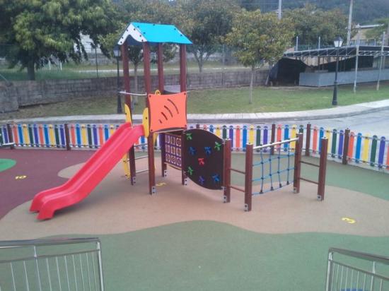 Parque infantil (Santa María de Tebra - Tomiño)