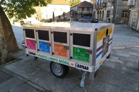 Remolque punto limpio móvil Compact. Concello de Fornelos de Montes