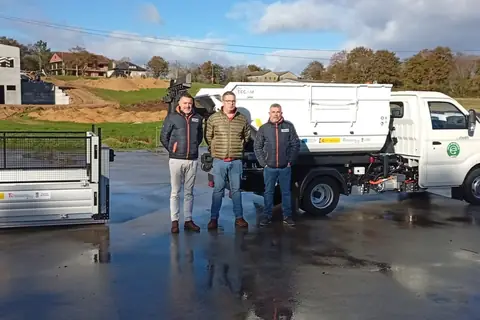 Camión 100 % eléctrico OHM S35. Concello de Tordoia