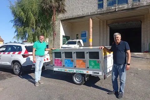 Remolque punto limpio móvil. Concello de Carnota